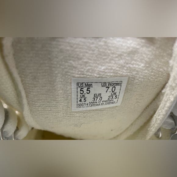 Vans ‘I Heart Vans’ True White - Picture 5 of 10